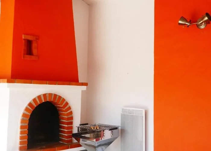 Дом отдыха Grande Maison 200m De La A Piscines Partagees *