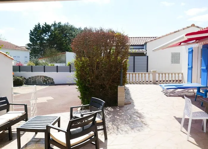 Grande Maison 200m De La A Piscines Partagees